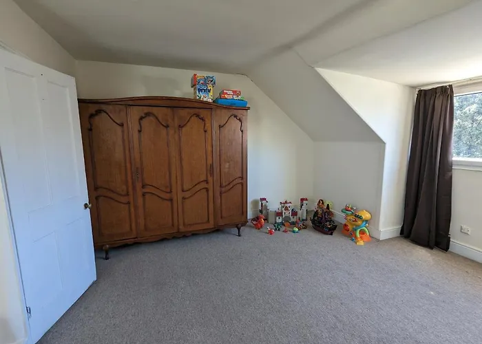 度假居 5br Townhouse Arnos Court W Parking *