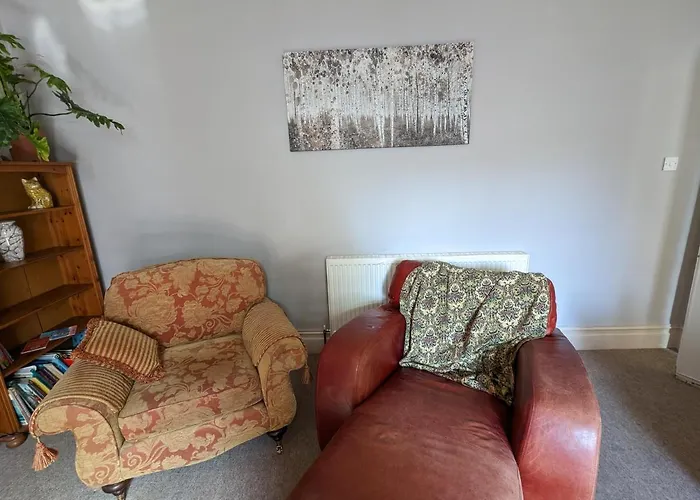 5br Townhouse Arnos Court W Parking Semesterbostad *