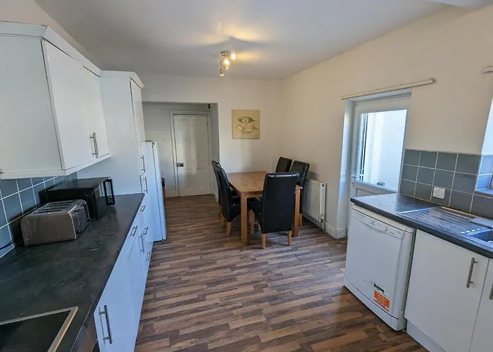 5br Townhouse Arnos Court W Parking Casa de Férias Bristol