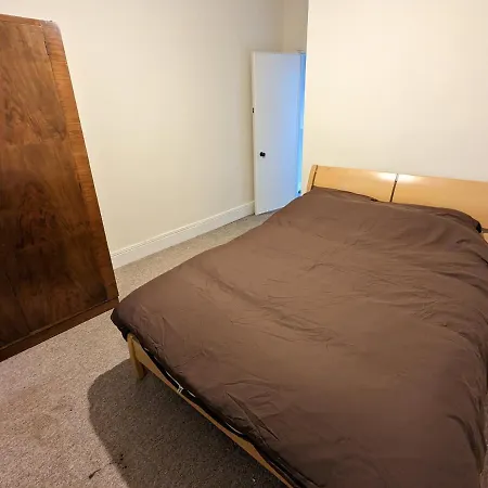 5br Townhouse Arnos Court W Parking Сasa de vacaciones Bristol