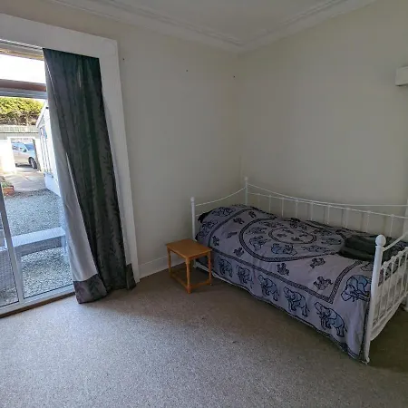 Сasa de vacaciones 5br Townhouse Arnos Court W Parking