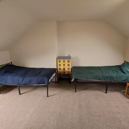 Dom wakacyjny 5br Townhouse Arnos Court W Parking *